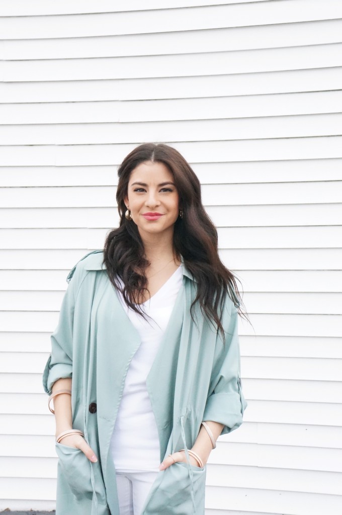 Mint Green Lapel with white pants outfit