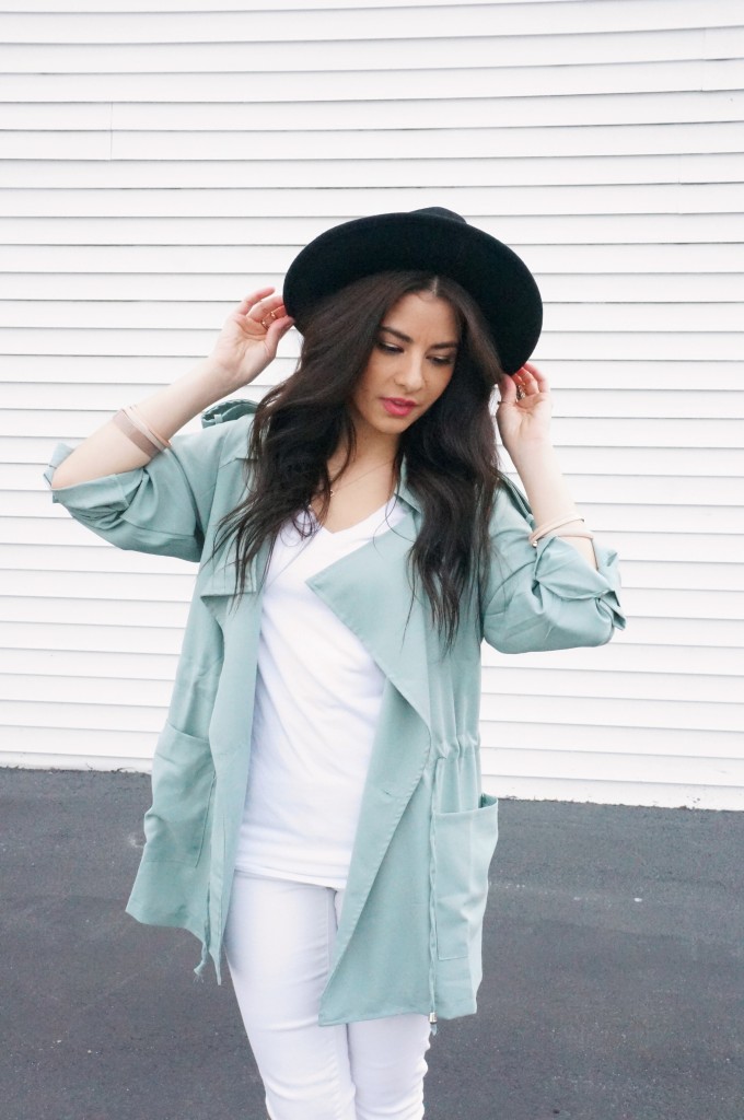 Mint Green Lapel with white pants outfit