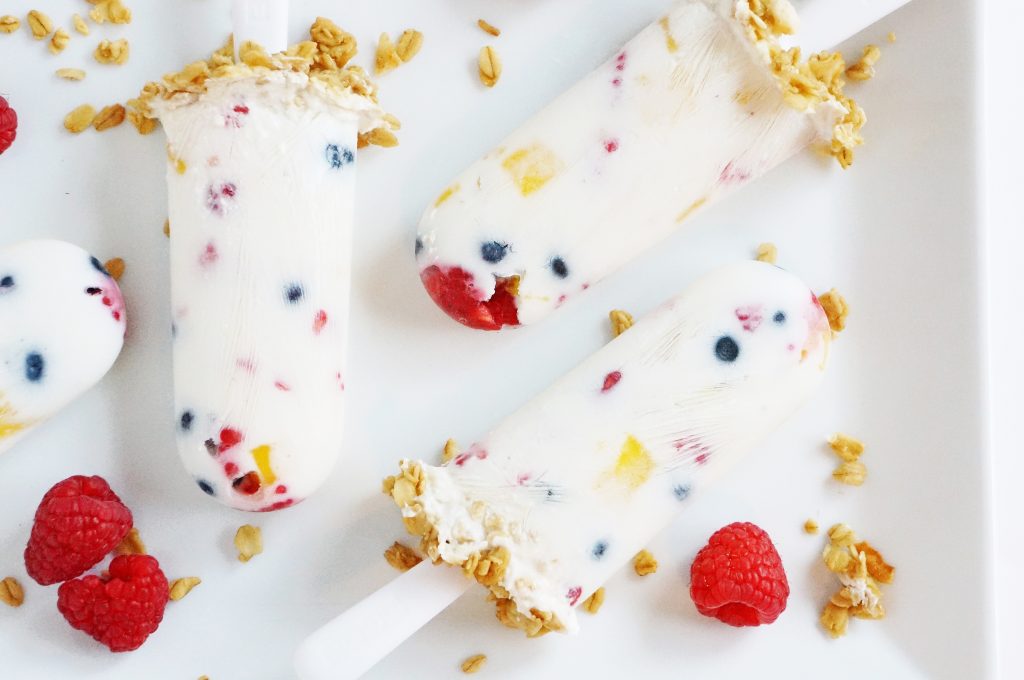 yogurt parfait popsicles