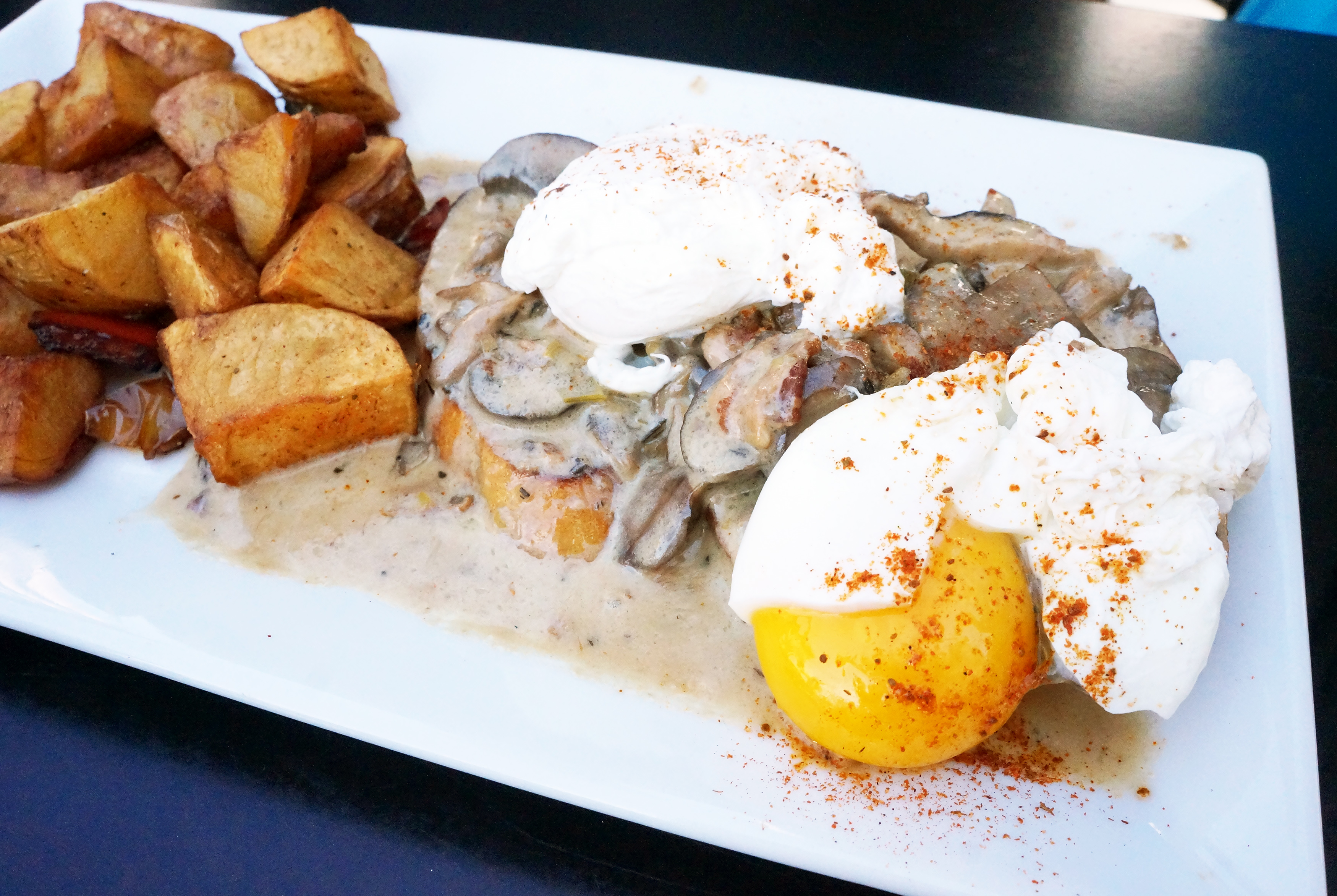 Where to Eat Brunch in Washington DC : Bar Deco