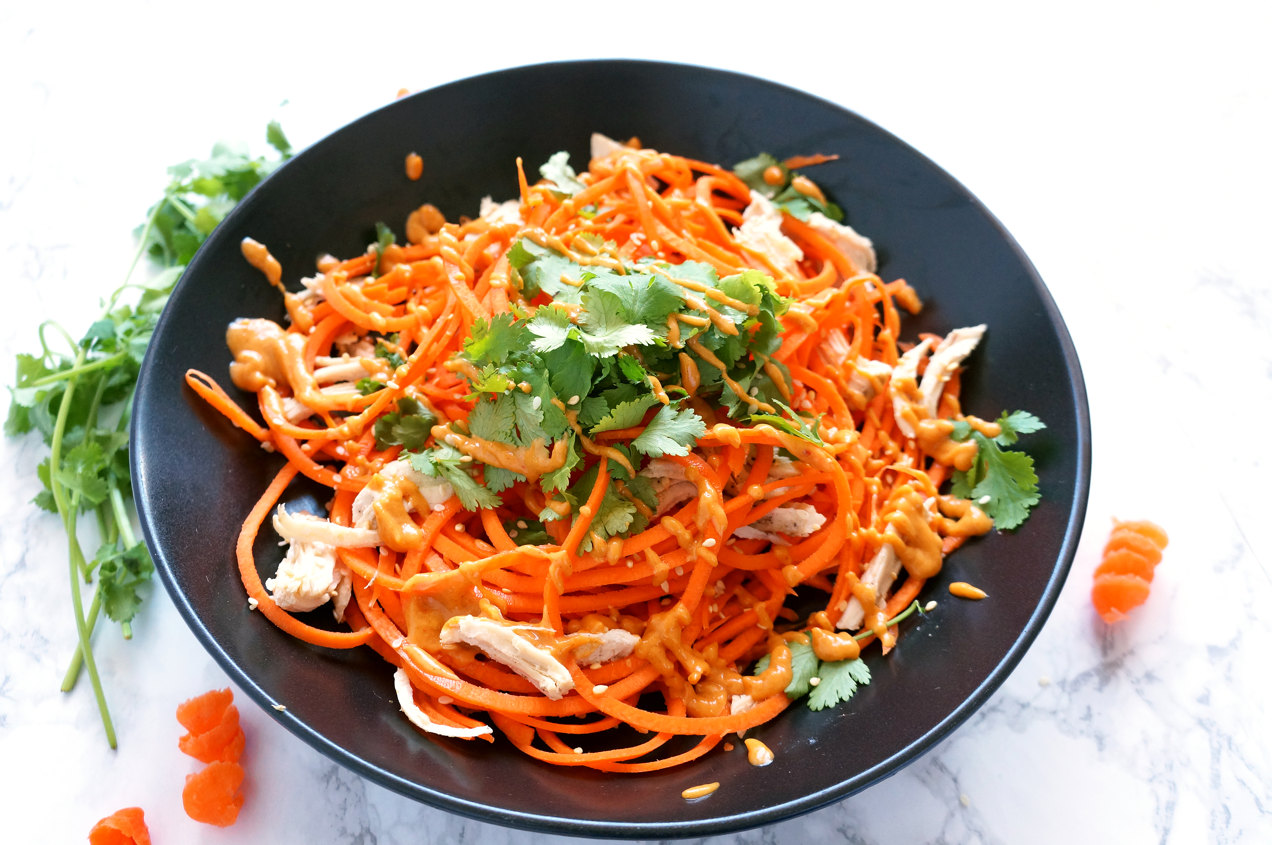 Carrot noodles with ginger curry sauce