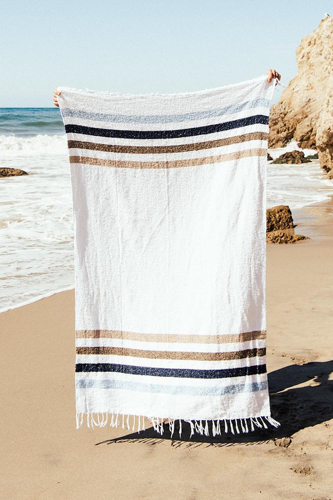 California style beach throw