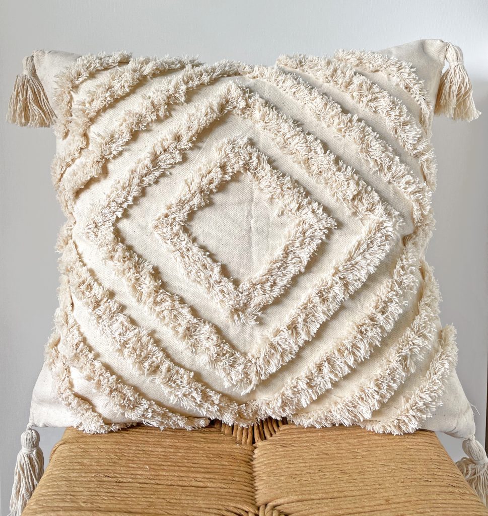 Teluna Penny Tufted Pillows - 8 Gorgeous Textured Tufted Pillows
