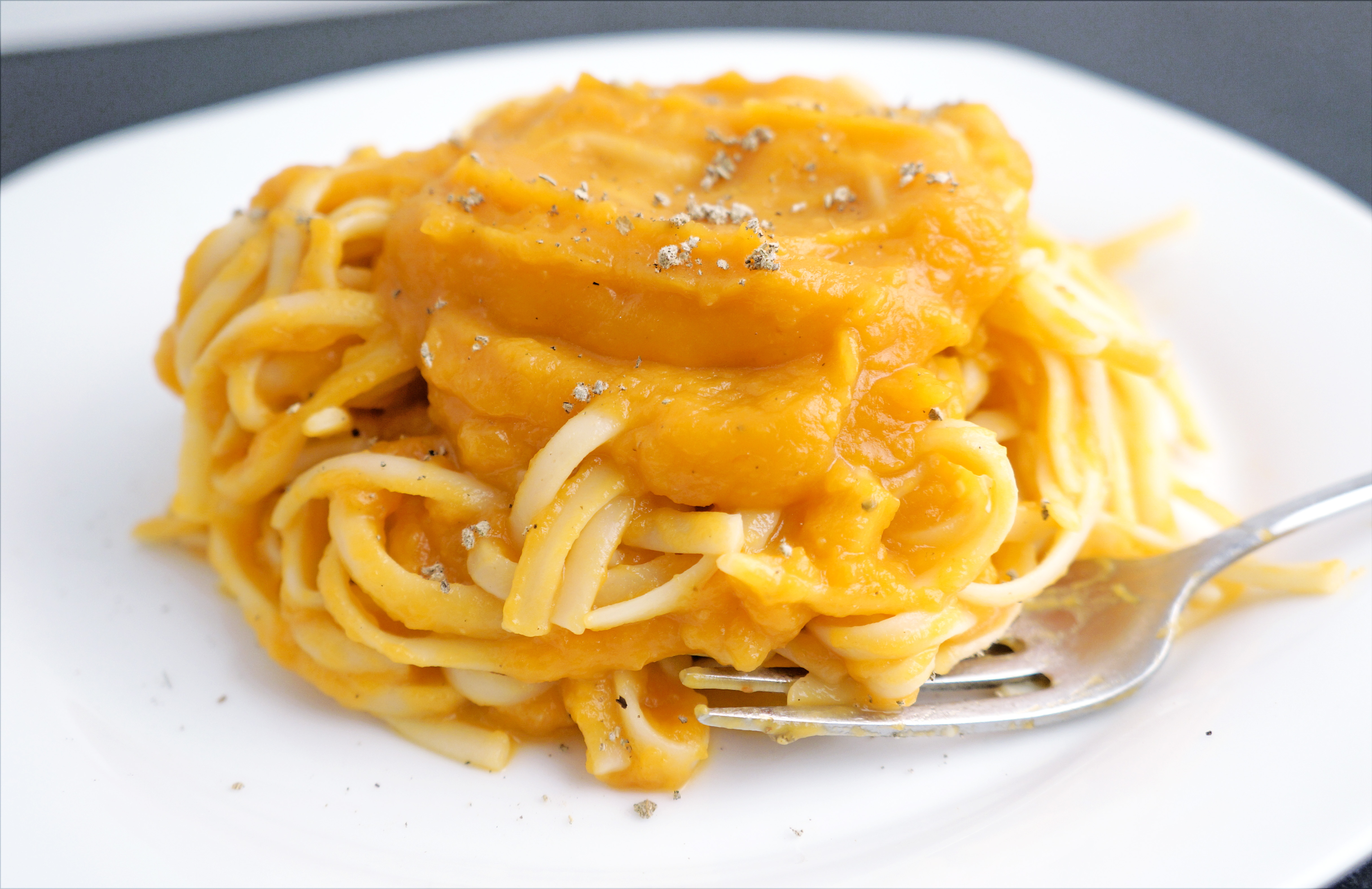 Creamy Vegan Butternut Squash Linguine with Sage